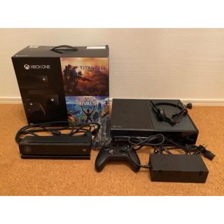 マイクロソフト(Microsoft)のしゅー様専用 Xbox One + Kinect（Day One エディション）(家庭用ゲーム機本体)