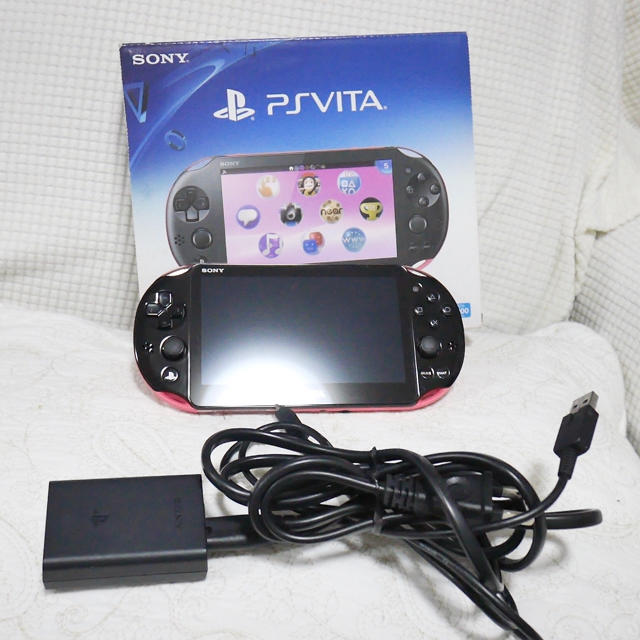 PlayStation Vita(プレイステーションヴィータ)のユウ様専用 エンタメ/ホビーのゲームソフト/ゲーム機本体(携帯用ゲーム機本体)の商品写真