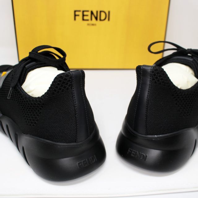 FENDI(フェンディ)の新品 FENDI バッグ バグズ スニーカー メンズの靴/シューズ(スニーカー)の商品写真