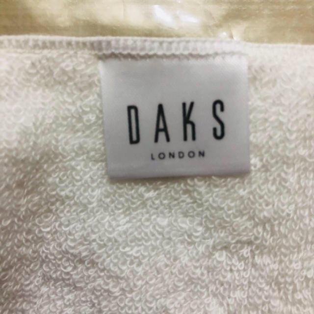 DAKS(ダックス)の☆DAKS タオルハンカチ2枚組✖️3セット　白&水色 レディースのファッション小物(ハンカチ)の商品写真