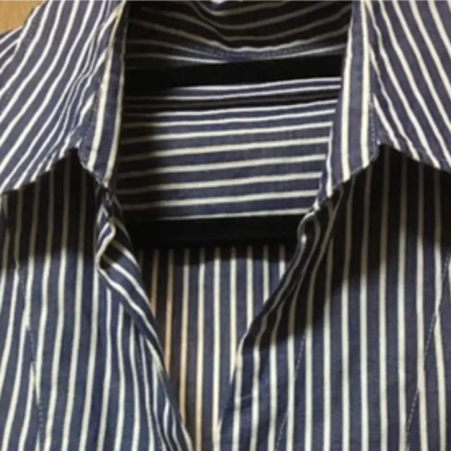 Simplicite(シンプリシテェ)のシンプリシティ　ストライプシャツ　ブルー レディースのトップス(シャツ/ブラウス(半袖/袖なし))の商品写真