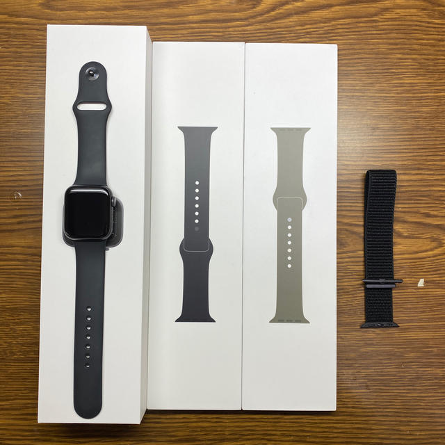 Apple Watch series 5 40mm GPS おまけ付き - その他