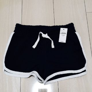 ギャップ(GAP)のc114k様専用　GAP　新品タグ付　短パン　120cm(パンツ/スパッツ)