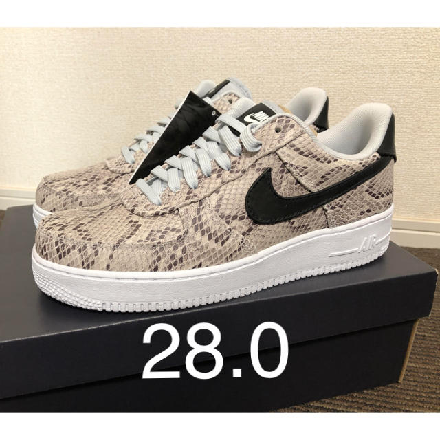 NIKE(ナイキ)のnike  air force1 '07 PRM スネーク　28.0 メンズの靴/シューズ(スニーカー)の商品写真