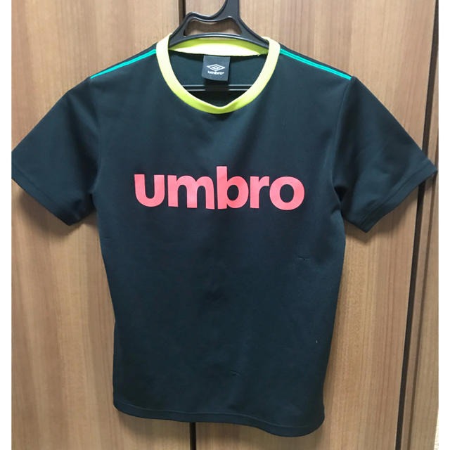 UMBRO(アンブロ)のアンブロTシャツ　140 キッズ/ベビー/マタニティのキッズ服男の子用(90cm~)(Tシャツ/カットソー)の商品写真