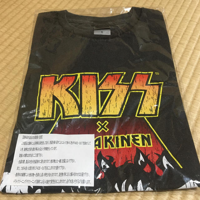 【非売品】2019年有馬記念 × KISSコラボTシャツ エンタメ/ホビーのタレントグッズ(ミュージシャン)の商品写真