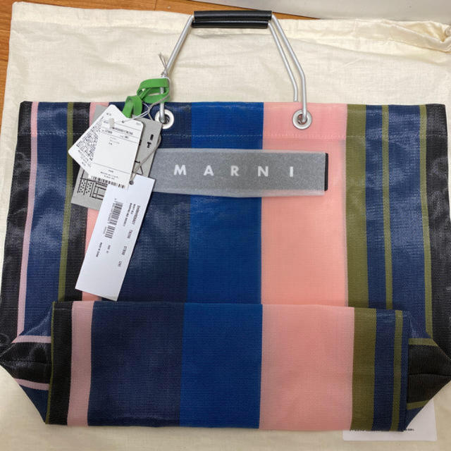 Marni(マルニ)の新品　マルニ　フラワーカフェ　ストライプ バック　ナイトブルー レディースのバッグ(トートバッグ)の商品写真