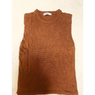 ザラ(ZARA)のZARA ブラウン　ノースリブ　ニット(カットソー(半袖/袖なし))