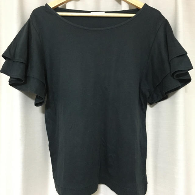 GU(ジーユー)のGU 袖フリルTシャツ レディースのトップス(Tシャツ(半袖/袖なし))の商品写真