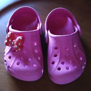 クロックス(crocs)のクロックス ピンク13cm(サンダル)