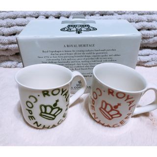 ロイヤルコペンハーゲン(ROYAL COPENHAGEN)の新品未使用☆ロイヤルコペンハーゲン　ペアマグカップ(グラス/カップ)