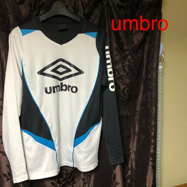 UMBRO(アンブロ)のumbro トレーナー メンズ レディースのトップス(トレーナー/スウェット)の商品写真