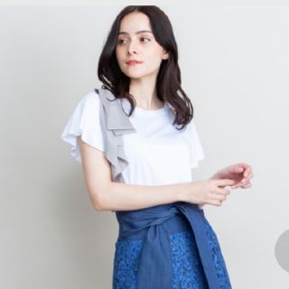 ランバンオンブルー(LANVIN en Bleu)のLANVIN en Bleu☆新品ショルダーリボンカットソー(カットソー(半袖/袖なし))