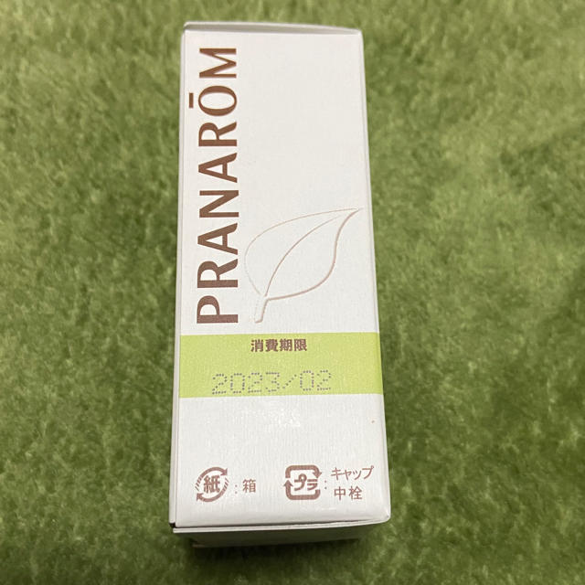 PRANAROM(プラナロム)のアロマ　精油　プロナロム　ユーカリ・レモン10ml　虫除け  新品未使用 コスメ/美容のリラクゼーション(エッセンシャルオイル（精油）)の商品写真