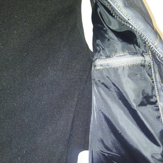 BURTLE(バートル)のバートル　ベスト　LL  ブラックインディゴ メンズのジャケット/アウター(ブルゾン)の商品写真