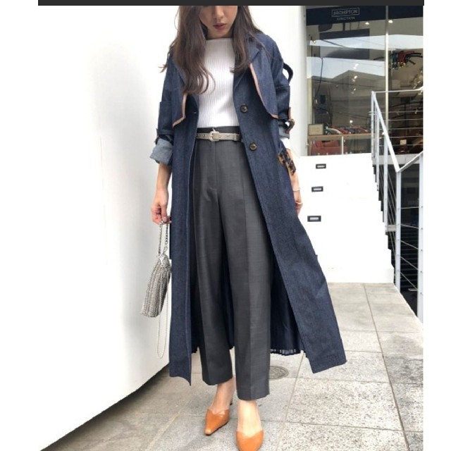 Ameri VINTAGE(アメリヴィンテージ)のROLL-UP SLEEVE PLEATS TRENCH COAT レディースのジャケット/アウター(トレンチコート)の商品写真