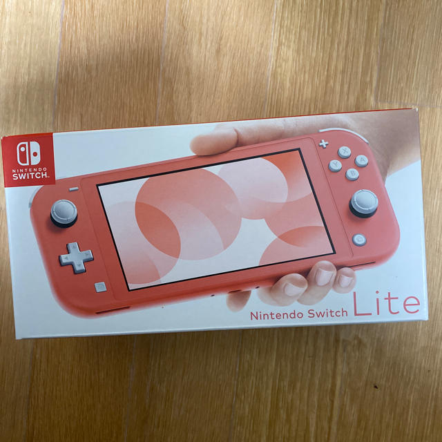 Nintendo Switch Lite コーラルピンク