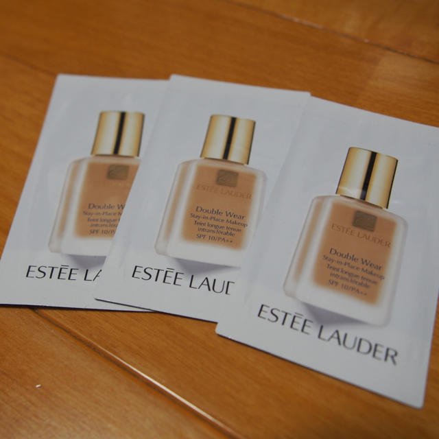 Estee Lauder(エスティローダー)のESTEE LAUDER ファンデーション サンプル コスメ/美容のベースメイク/化粧品(ファンデーション)の商品写真