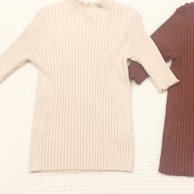 tocco(トッコ)のtocco closet プチフリルリブニット　オフホワイト レディースのトップス(ニット/セーター)の商品写真