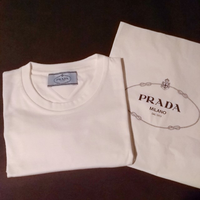 PRADA - 限定値下げ☆新品未使用 プラダ 白Tシャツの通販 by コニ's shop｜プラダならラクマ