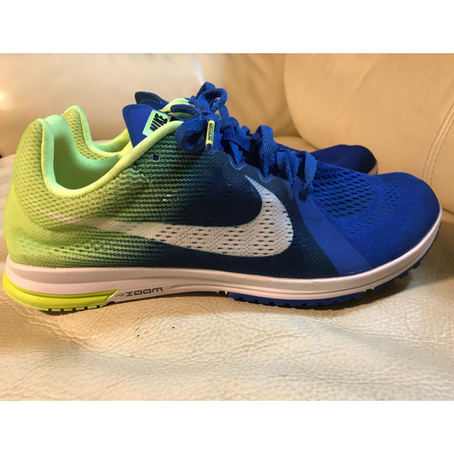 NIKE(ナイキ)のほぼ新品⭐️Nike Air ZOOM STREAK LT3 26.5cm スポーツ/アウトドアのランニング(シューズ)の商品写真