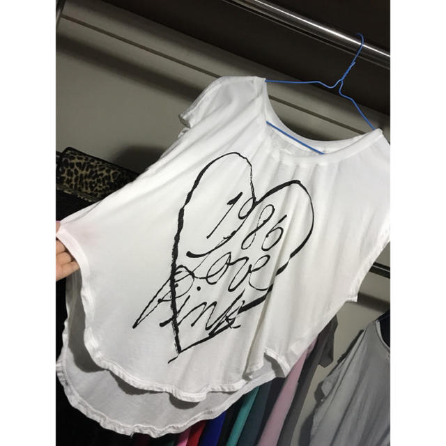 Victoria's Secret(ヴィクトリアズシークレット)のビクトリアシークレット♡Tシャツ レディースのトップス(Tシャツ(半袖/袖なし))の商品写真