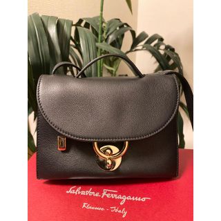 サルヴァトーレフェラガモ(Salvatore Ferragamo)のサルヴァトーレフェラガモ ショルダーバッグ　ステラ　ハンドバッグ(ショルダーバッグ)