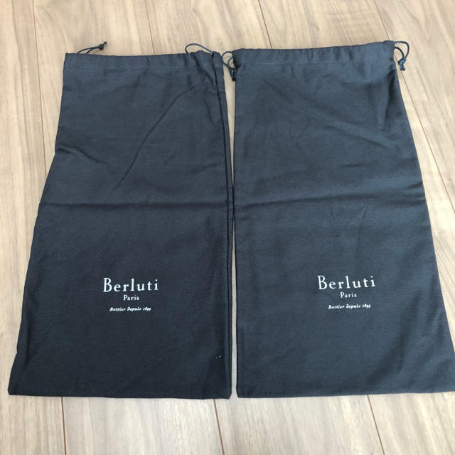 Berluti(ベルルッティ)のチームスマイル様専用　Berluti 保存袋 レディースのバッグ(ショップ袋)の商品写真