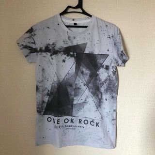 ワンオクロック(ONE OK ROCK)のONE OK ROCK ツアーTシャツ　サイズS(Tシャツ/カットソー(半袖/袖なし))