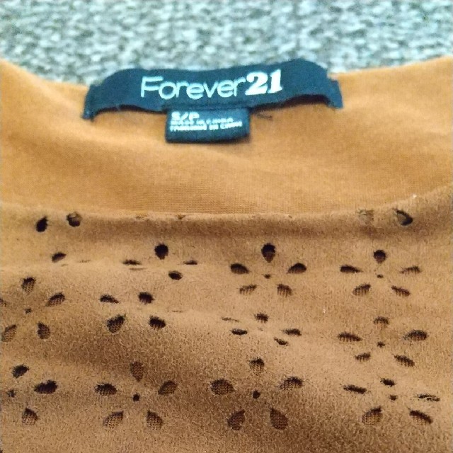 FOREVER 21(フォーエバートゥエンティーワン)のFOREVER21☆テラコッタT レディースのトップス(Tシャツ(半袖/袖なし))の商品写真
