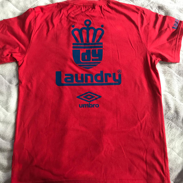 LAUNDRY(ランドリー)のlaundry umbroコラボ　レッドラベル　M メンズのトップス(Tシャツ/カットソー(半袖/袖なし))の商品写真