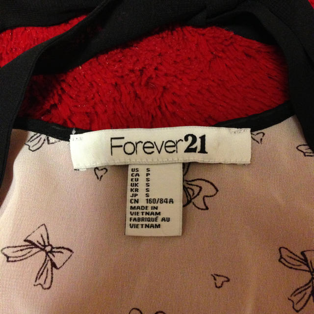 FOREVER 21(フォーエバートゥエンティーワン)のForever21 ayaka様 レディースのトップス(カットソー(半袖/袖なし))の商品写真