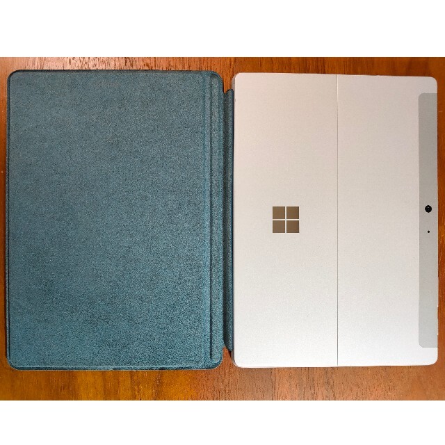 Microsoft(マイクロソフト)のsurface go 128GB wifi タッチカバー、ペン付き スマホ/家電/カメラのPC/タブレット(ノートPC)の商品写真