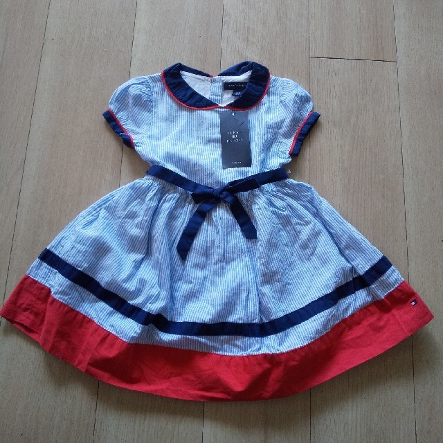 TOMMY HILFIGER(トミーヒルフィガー)のTOMMY HILFIGERワンピース キッズ/ベビー/マタニティのベビー服(~85cm)(ワンピース)の商品写真