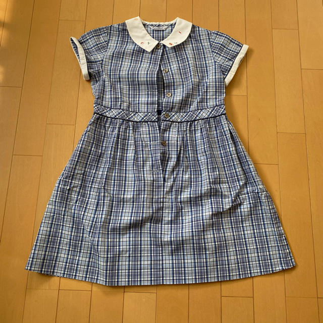 familiar(ファミリア)のファミリア ブルーチェックワンピース　130cm キッズ/ベビー/マタニティのキッズ服女の子用(90cm~)(ワンピース)の商品写真