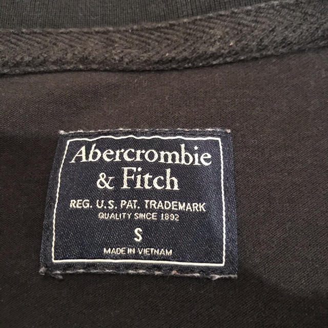 Abercrombie&Fitch(アバクロンビーアンドフィッチ)のアバクロ   メンズのトップス(Tシャツ/カットソー(半袖/袖なし))の商品写真