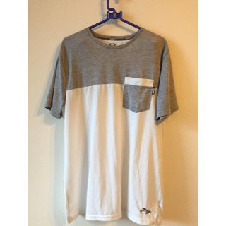 オークリー(Oakley)のOakley オークリー　Tシャツ(Tシャツ/カットソー(半袖/袖なし))