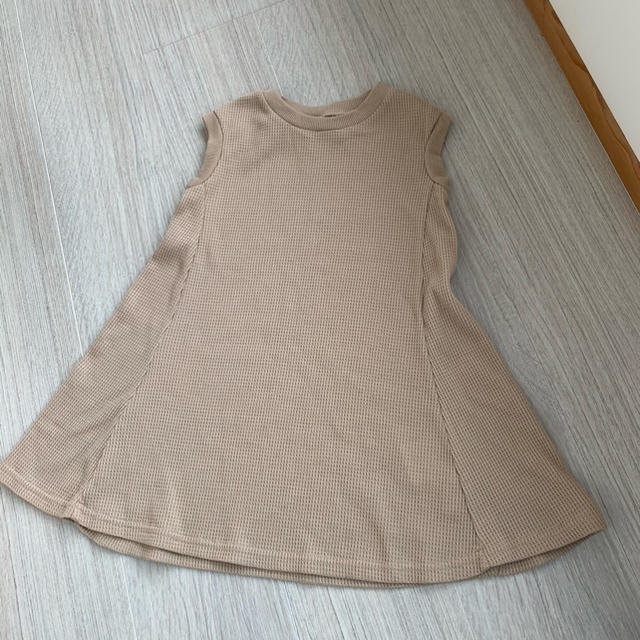 futafuta(フタフタ)のワッフルワンピース　キッズ キッズ/ベビー/マタニティのキッズ服女の子用(90cm~)(ワンピース)の商品写真