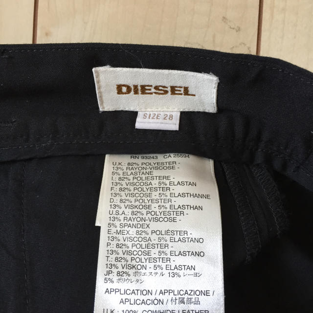 DIESEL(ディーゼル)のディーゼル ブラックカーゴハーフパンツ size28 メンズのパンツ(ショートパンツ)の商品写真