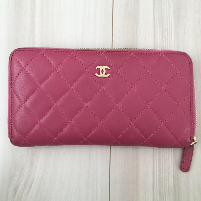 CHANEL(シャネル)のシャネル マトラッセ  長財布 ピンク レディースのファッション小物(財布)の商品写真