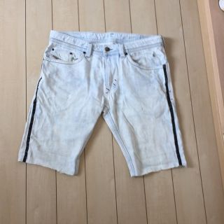 ディーゼル(DIESEL)のディーゼル サイドラインカットオフデニム W30(ショートパンツ)