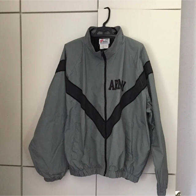 GD 着用 army ジャケット | www.carmenundmelanie.at