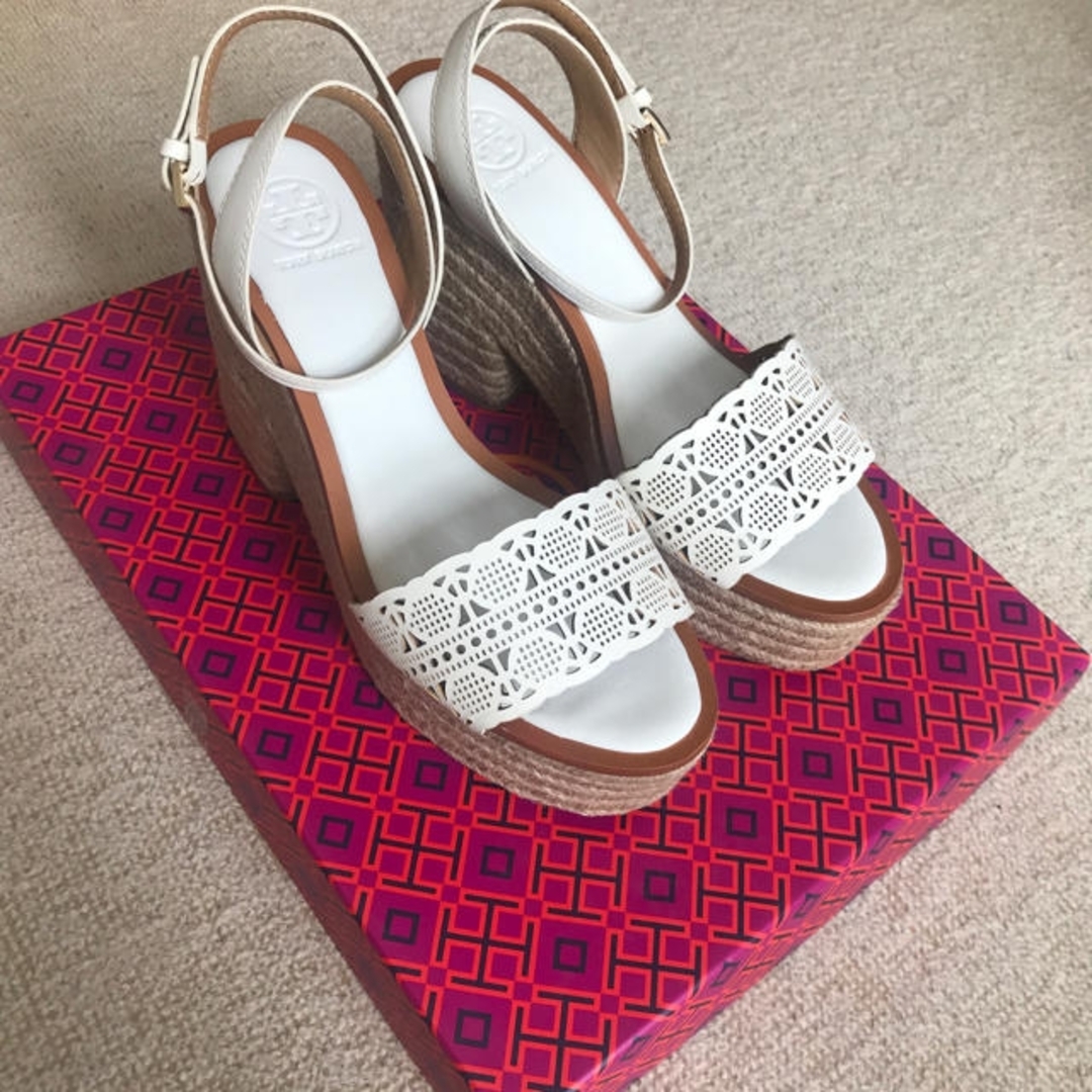 Tory Burch(トリーバーチ)の正規品✴︎Tory Burch サンダル(035) レディースの靴/シューズ(サンダル)の商品写真