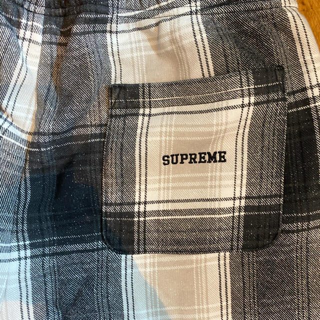 Supreme(シュプリーム)のNIKE supreme Plaid Sweat Short メンズのパンツ(ショートパンツ)の商品写真