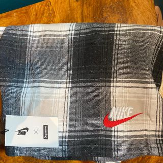 シュプリーム(Supreme)のNIKE supreme Plaid Sweat Short(ショートパンツ)