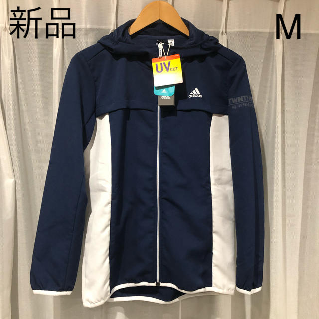 adidas(アディダス)のセール‼︎ 新品 アディダス ウインドブレーカー パーカー レディース レディースのトップス(パーカー)の商品写真