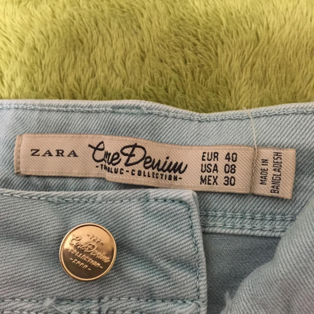 ZARA(ザラ)のショートパンツ レディースのパンツ(ショートパンツ)の商品写真
