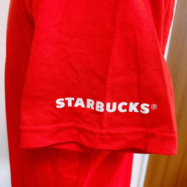 Starbucks Coffee(スターバックスコーヒー)のスターバックス　Tシャツ レディースのトップス(Tシャツ(半袖/袖なし))の商品写真