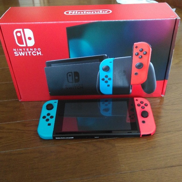 ゲームソフトゲーム機本体Nintendo Switch JOY-CON(L) ネオンブルー/(R) ネオ