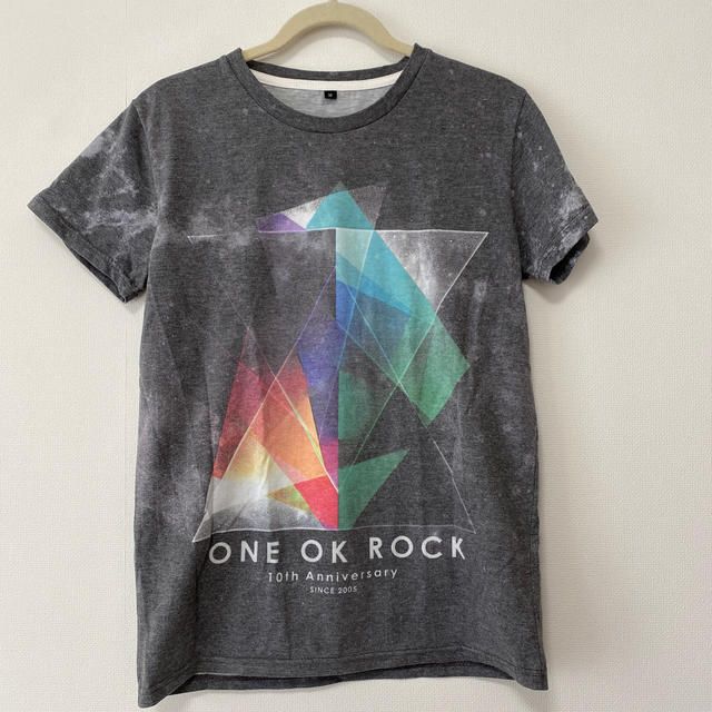 ONE OK ROCK(ワンオクロック)のONEOKROCK LIVE Tシャツ エンタメ/ホビーのタレントグッズ(ミュージシャン)の商品写真